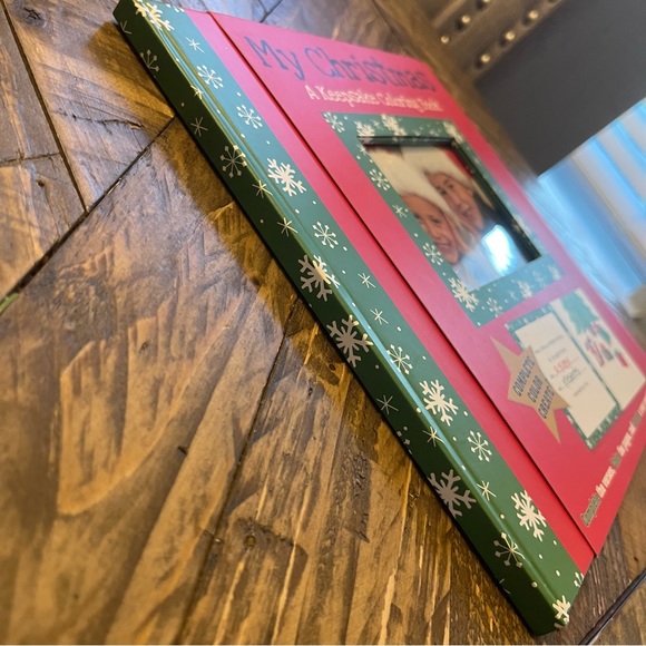 C.R. Gibson Keepsake Christmas Coloring Book For Young Children Hardback. New - Picture 2 of 7